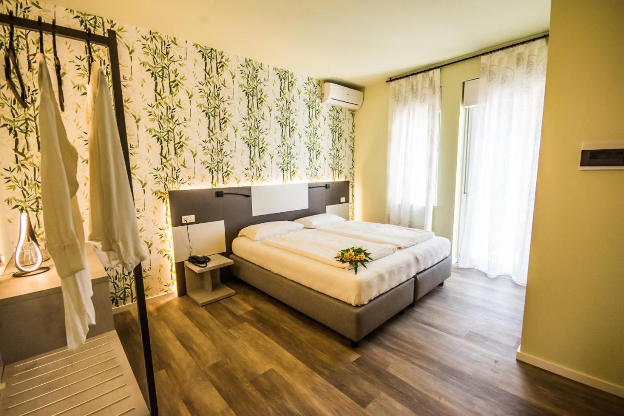 Hotel Eden Торрі-дель-Бенако Екстер'єр фото