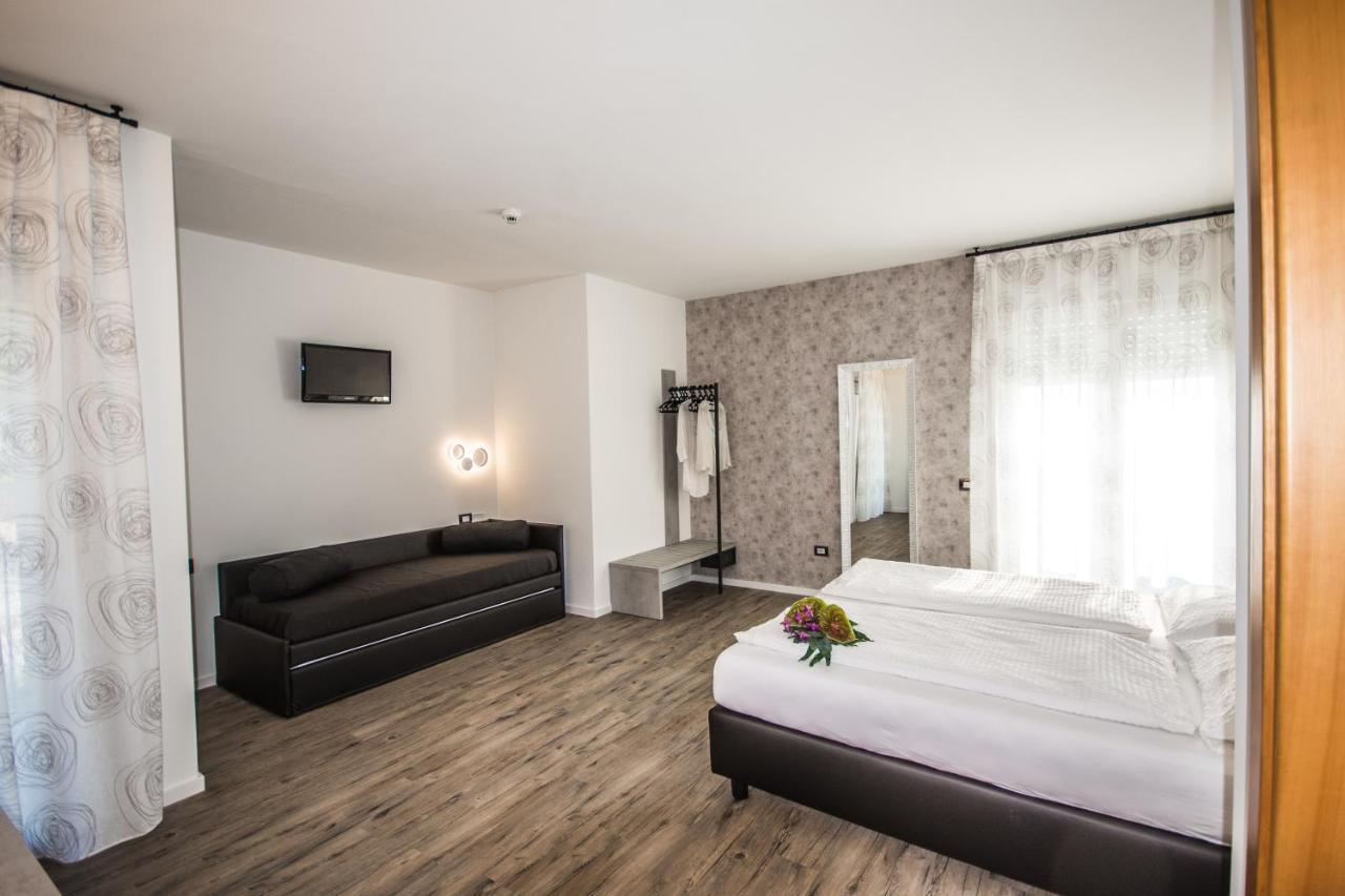 Hotel Eden Торрі-дель-Бенако Екстер'єр фото
