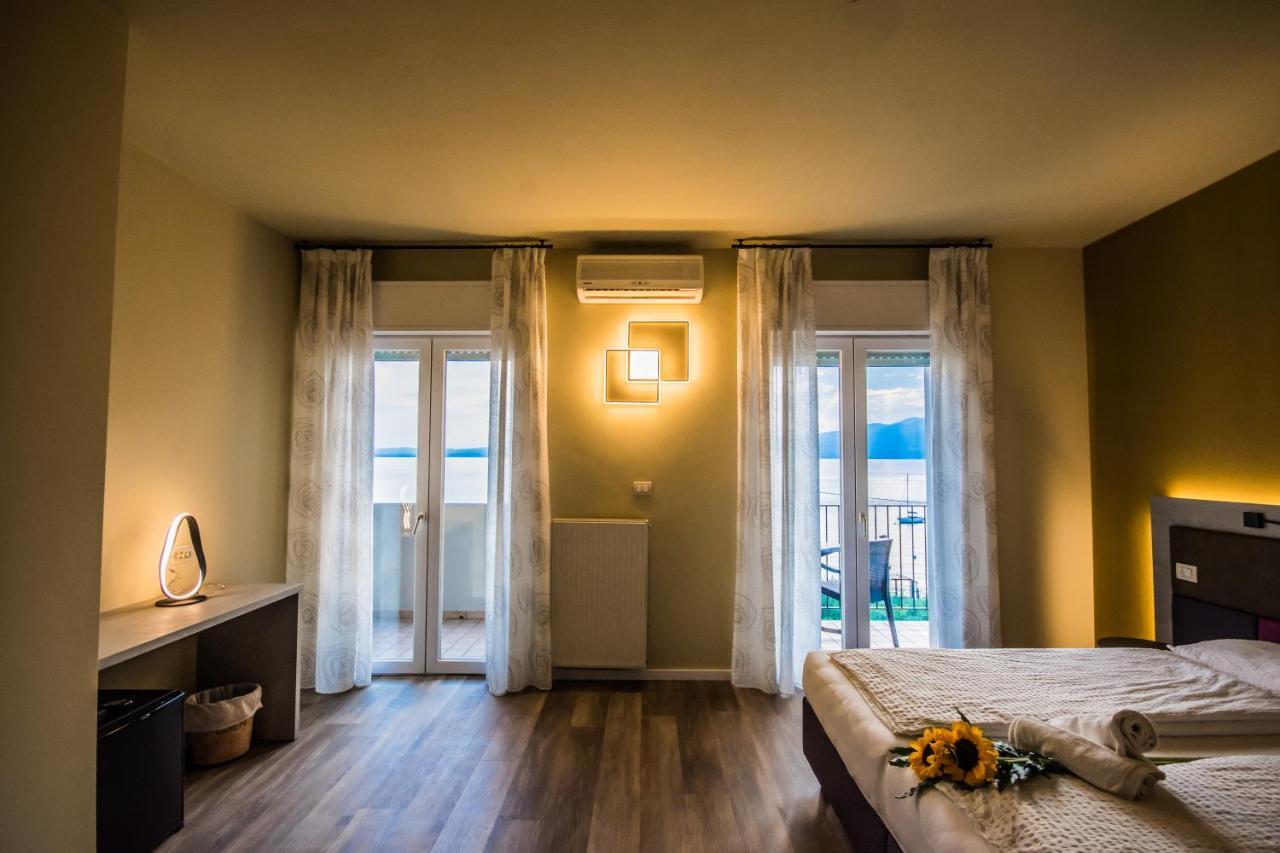 Hotel Eden Торрі-дель-Бенако Екстер'єр фото