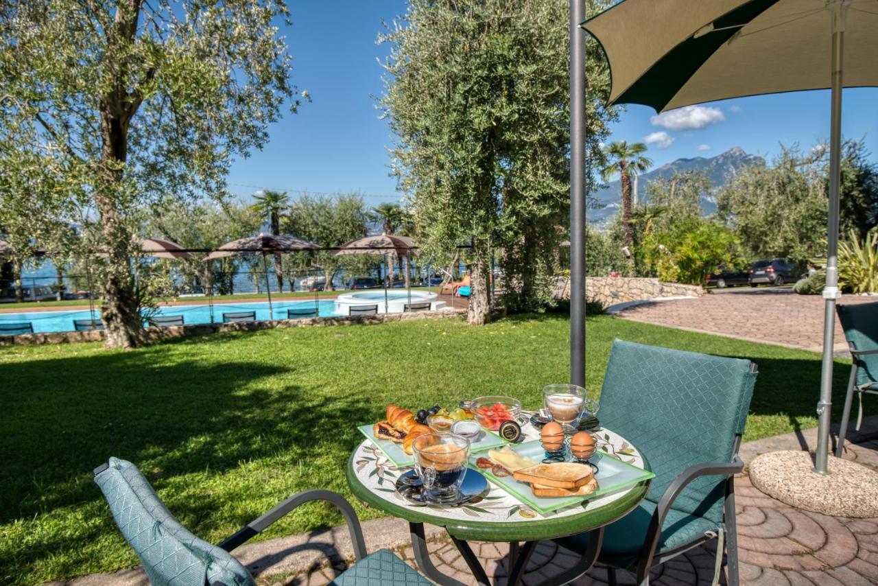 Hotel Eden Торрі-дель-Бенако Екстер'єр фото